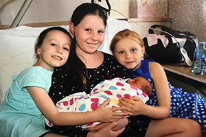 Rockhampton Baby | The Range Women's Health Services